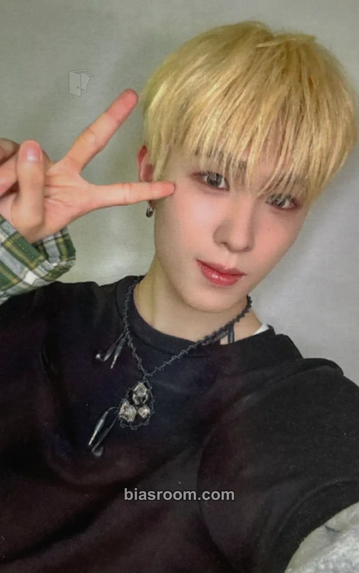 Hyui Beat-Boxer Photocard - NEXZ - NEXZ K-pop photocard