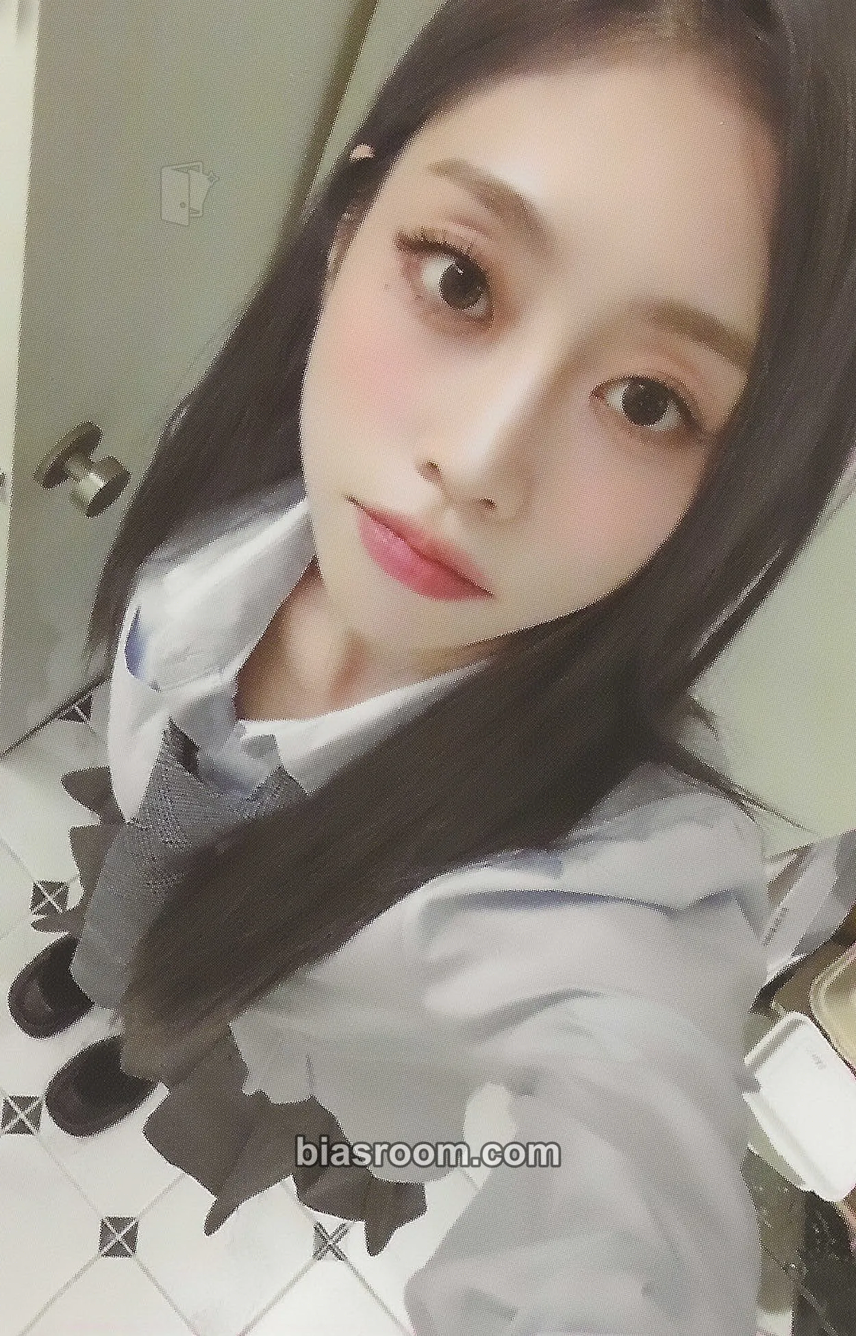Jisoo Lovelyz in Winterland 4 Photocard - Lovelyz - Lovelyz K-pop photocard