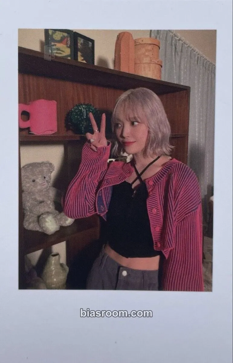 Moon Sua The Billage of Perception: Chapter Three Photocard - Billlie - Billlie K-pop photocard