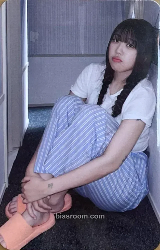 Lee Youngji - Lee Youngji - 16 Fantasy Album soundwave pop-up store purchase benefit