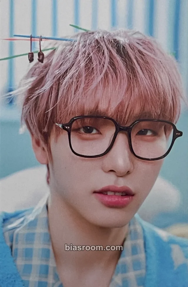 ONEUS - Seoho - Hatchling Album non-selfie