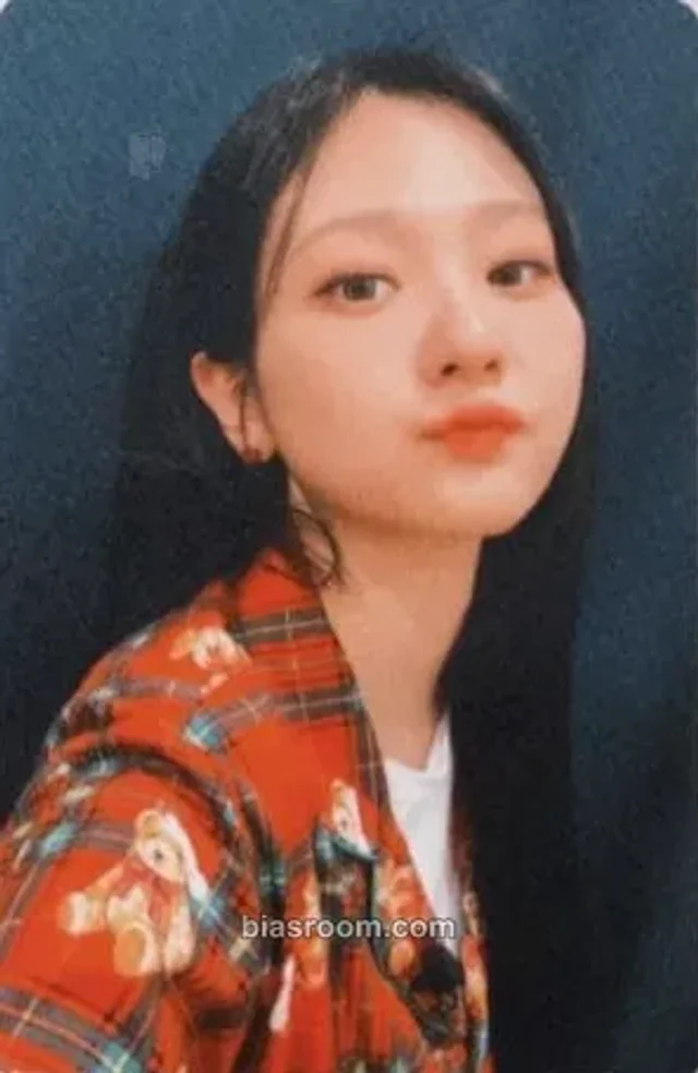 Bolbbalgan4 - Jiyoung - 2025 Asia Tour 'Bloom' Event tour merch merch photocard