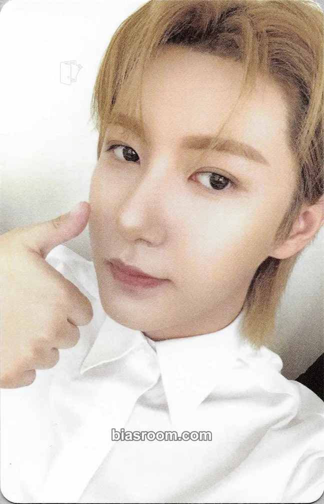 Renjun 2025 Season’s Greetings Photocard - NCT DREAM - NCT DREAM K-pop photocard