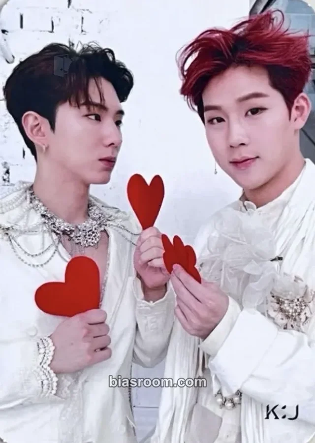 MONSTA X - Kihyun & Joohoney - Take.2 We Are Here Album broadcast