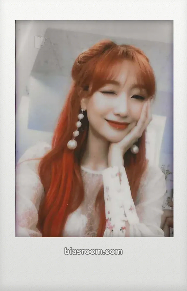 Sujeong Deep Forest Photocard - Lovelyz - Lovelyz K-pop photocard