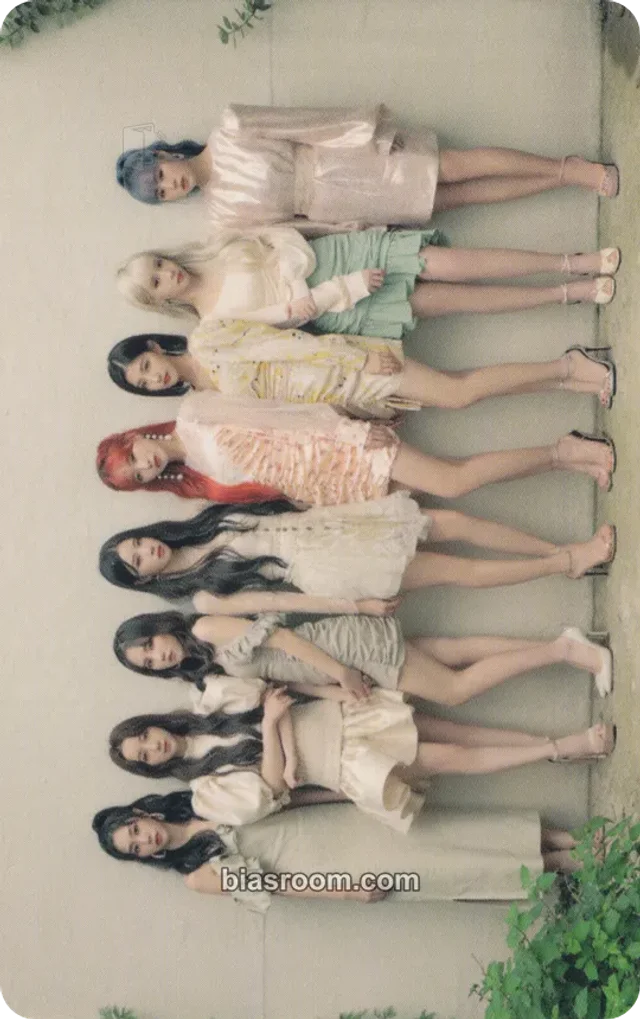 Lovelyz - Deep Forest Event postcard