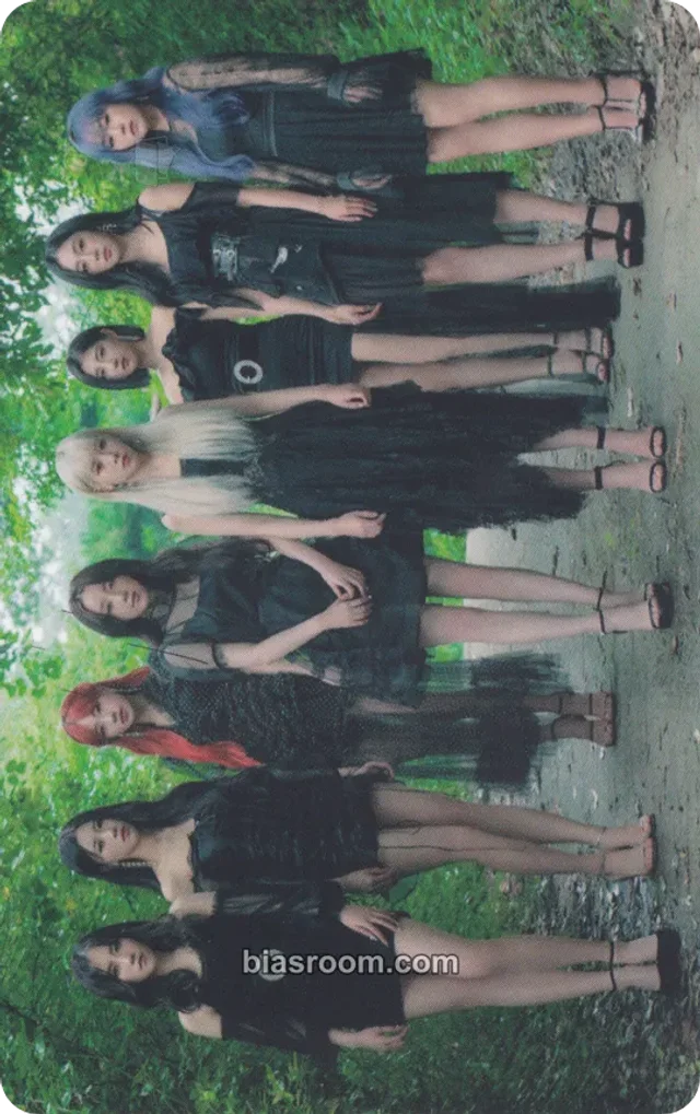 Lovelyz - Deep Forest Event postcard