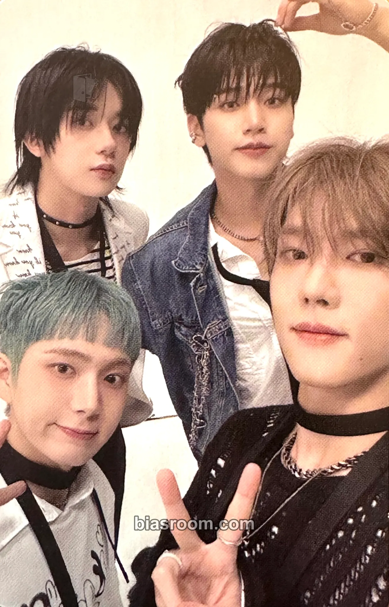 iykyk Photocard - Omega X - Omega X K-pop photocard
