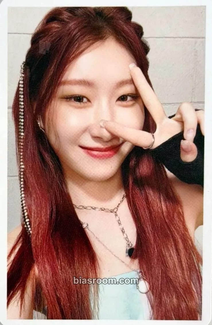 Chaeryeong Voltage Photocard - ITZY - ITZY K-pop photocard