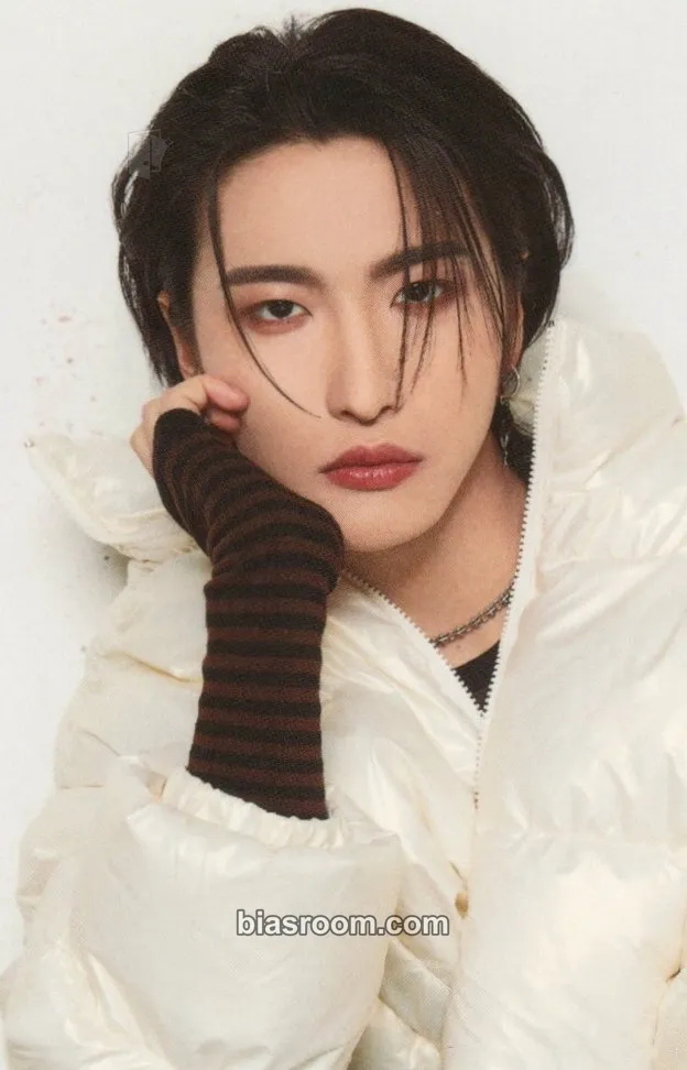 Seonghwa NOT OKAY Photocard - ATEEZ - ATEEZ K-pop photocard