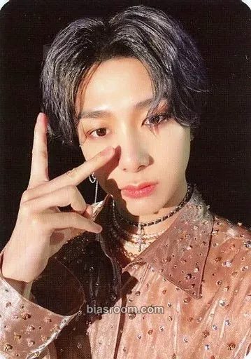 Hyungwon Shape of Love Photocard - MONSTA X - MONSTA X K-pop photocard