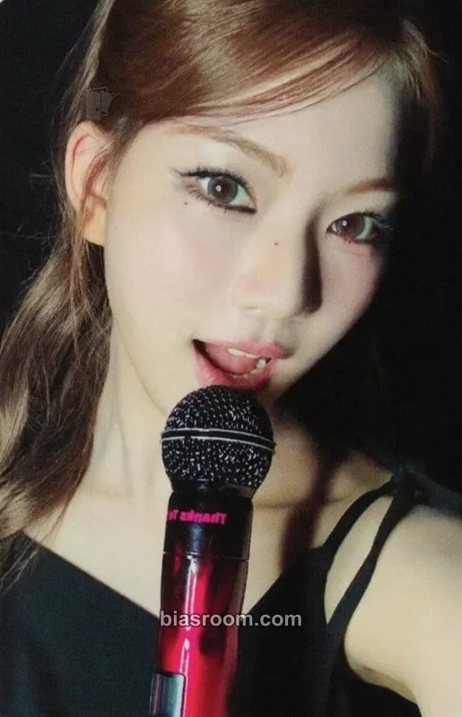 Isa I WANT IT Photocard - STAYC - STAYC K-pop photocard