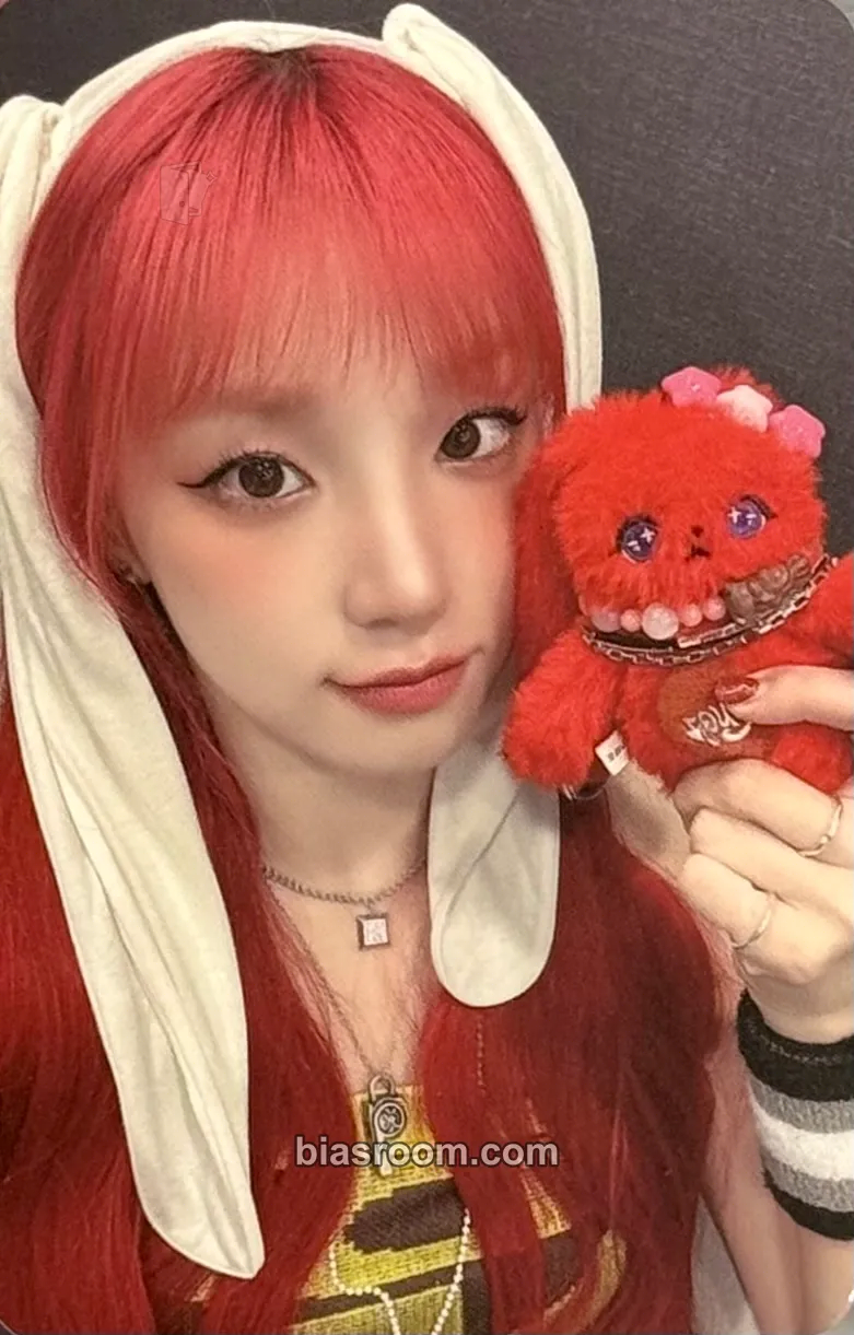 Yuqi YUQ1 Photocard - i-dle - i-dle K-pop photocard