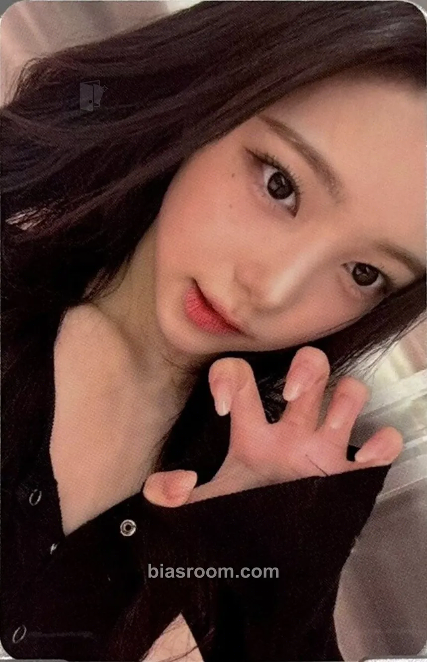 Ian FOCUS Photocard - Hearts2Hearts - Hearts2Hearts K-pop photocard