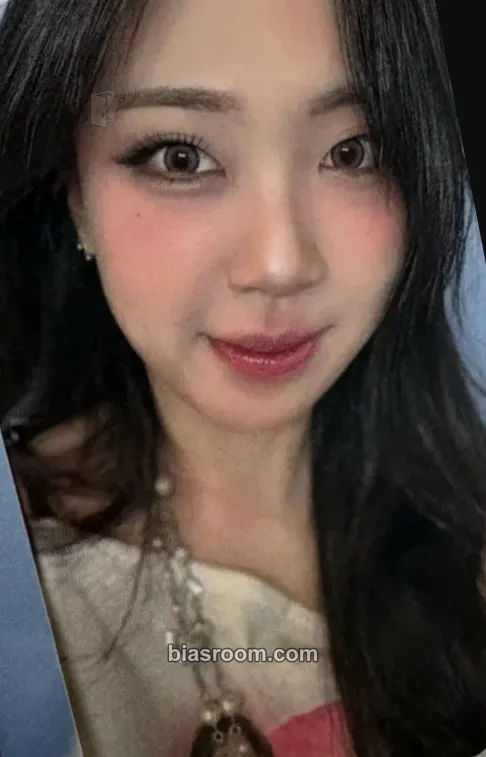 Lee Youngji Kcon LA 2025 Photocard - Lee Youngji K-pop photocard