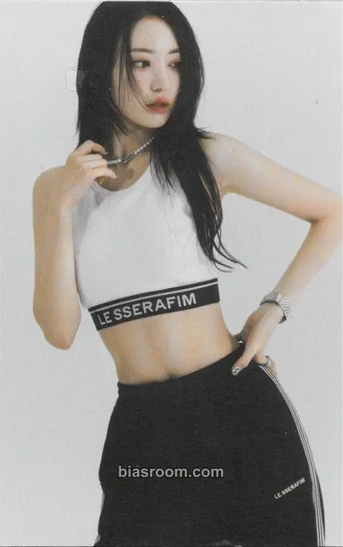 Sakura UNFORGIVEN Photocard - LE SSERAFIM - LE SSERAFIM K-pop photocard