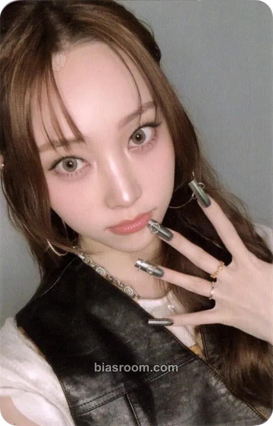 Youngseo ALLDAY PROJECT Photocard - ALLDAY PROJECT K-pop photocard