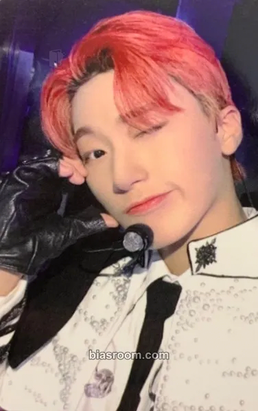 San THE WORLD EP.2 : OUTLAW Photocard - ATEEZ - ATEEZ K-pop photocard