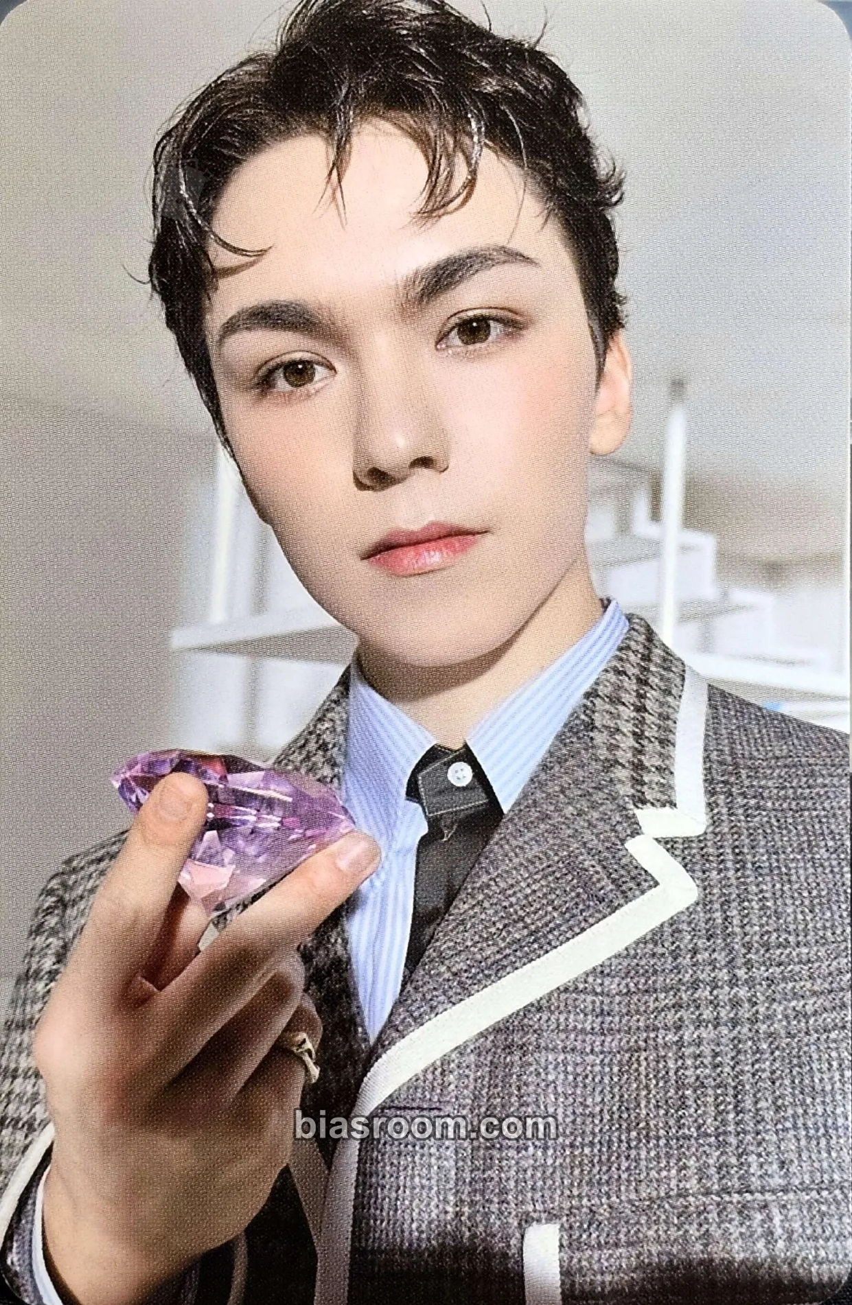 Vernon 17 IS RIGHT HERE Photocard - SEVENTEEN - SEVENTEEN K-pop photocard