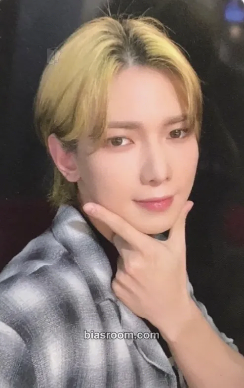Yeosang THE WORLD EP.2 : OUTLAW Photocard - ATEEZ - ATEEZ K-pop photocard