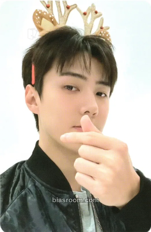 Sehun 2023 EXO Pink Christmas MD Photocard - EXO - EXO K-pop photocard