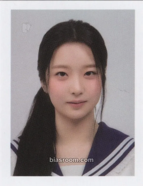 De_Hana The A(e)nd Photocard - Cosmosy - Cosmosy K-pop photocard