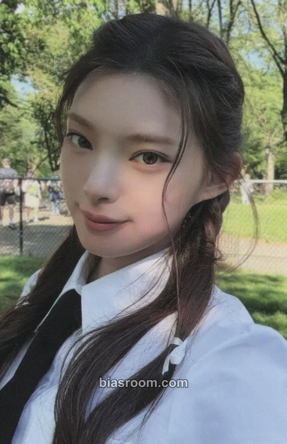 Himesha The A(e)nd Photocard - Cosmosy - Cosmosy K-pop photocard
