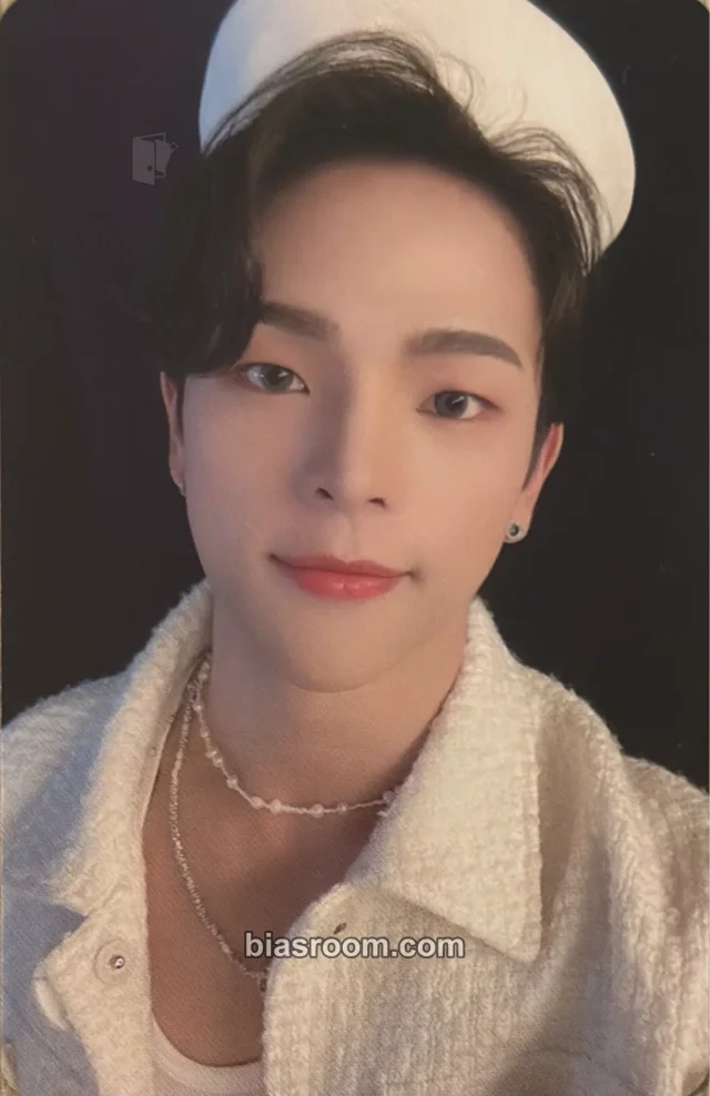 Woojin - Woojin - The Moment: A Minor Album album photocard