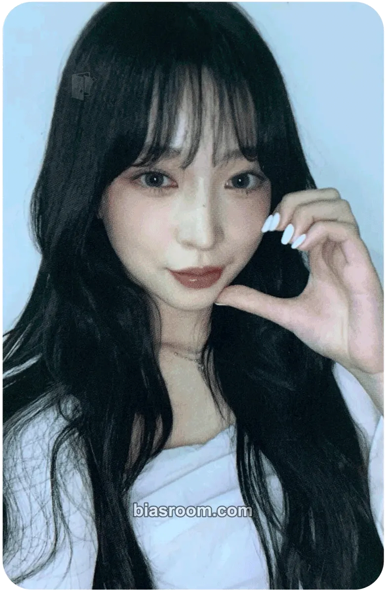 Haruna The Billage of Perception: Chapter Three Photocard - Billlie - Billlie K-pop photocard