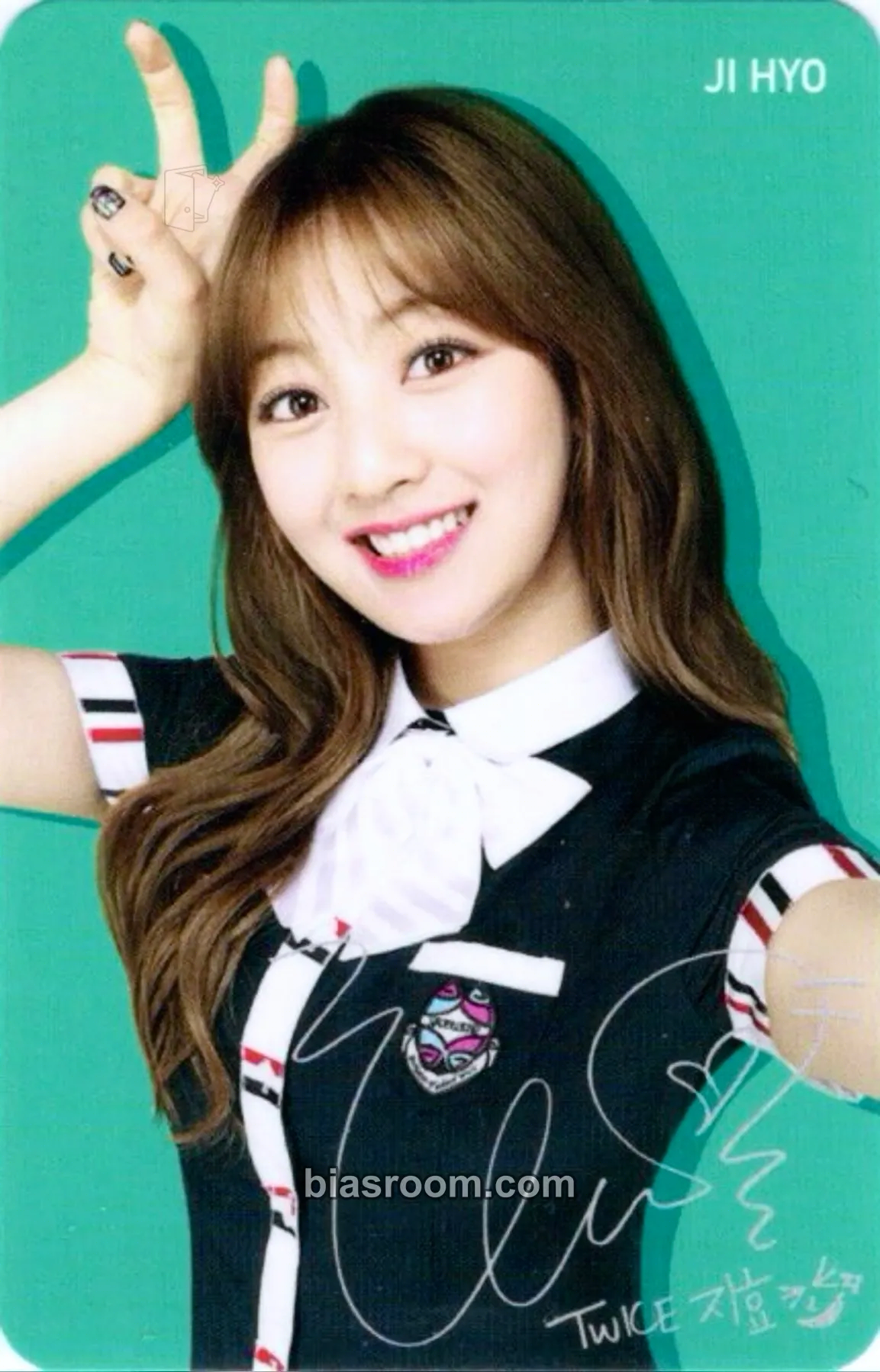 Jihyo TWICE x SKOOLOOKS Photocard - TWICE - TWICE K-pop photocard