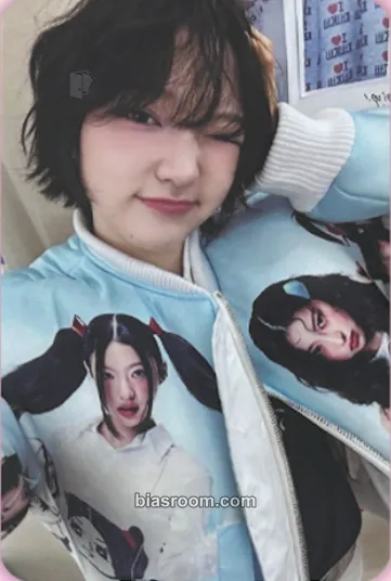 Jiyu UNCUT GEM Photocard - KiiiKiii - KiiiKiii K-pop photocard
