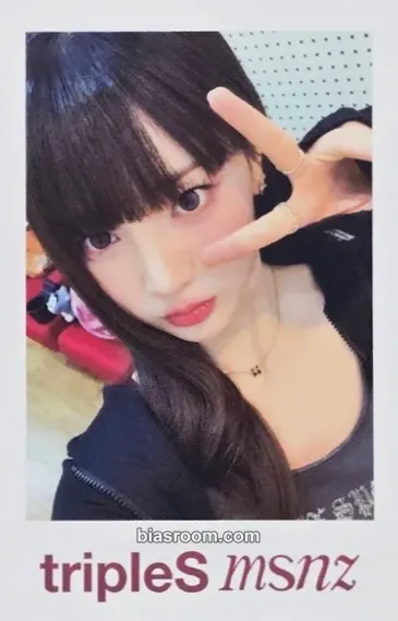 Yeonji Beyond Beauty Photocard - tripleS - tripleS K-pop photocard