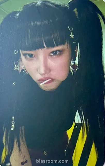 ViV - Dana - Bomb Album album photocard