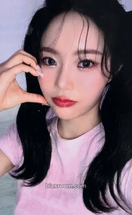 Keena Love Tune Photocard - FIFTY FIFTY - FIFTY FIFTY K-pop photocard