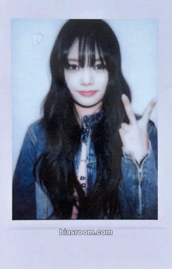Keena Love Tune Photocard - FIFTY FIFTY - FIFTY FIFTY K-pop photocard