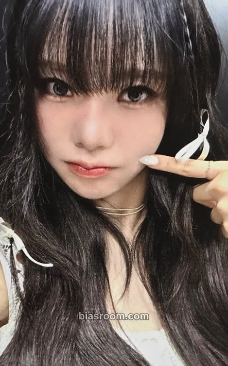 Keena Love Tune Photocard - FIFTY FIFTY - FIFTY FIFTY K-pop photocard