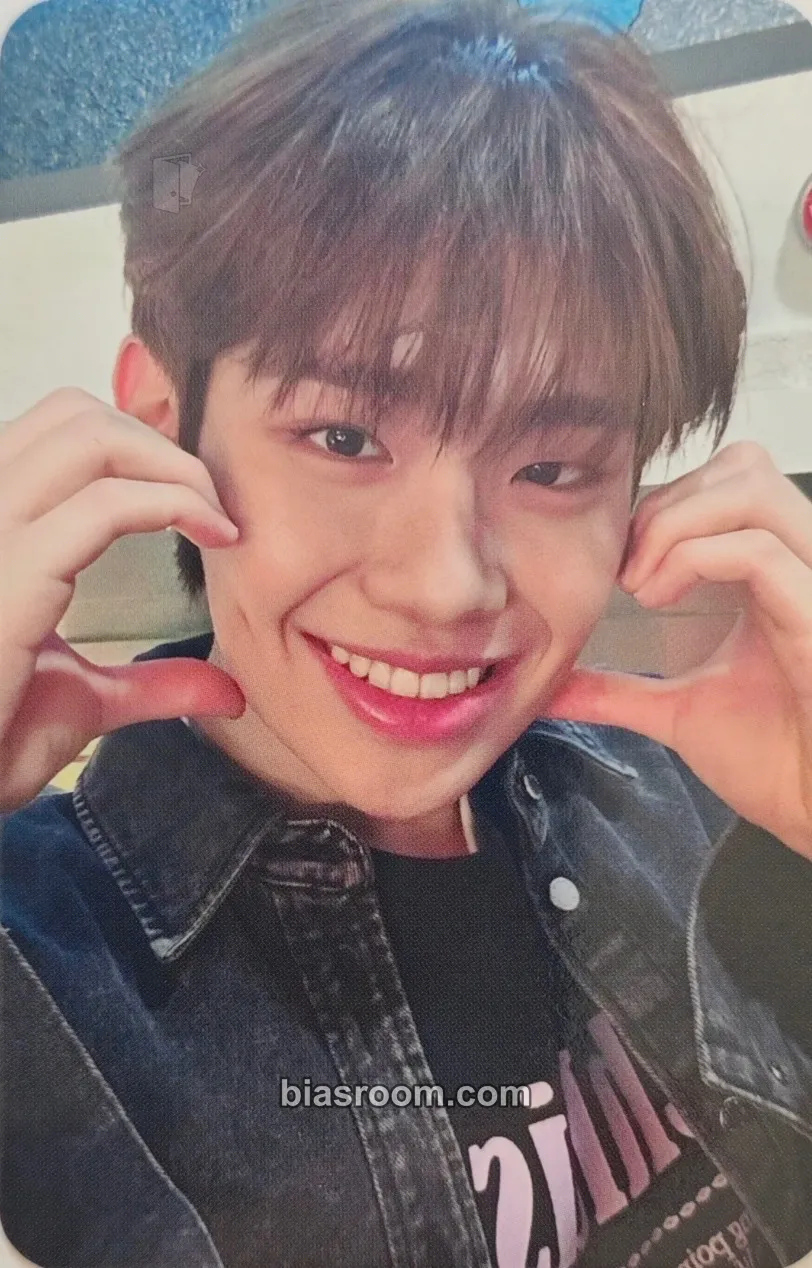 Taerae Youth in the Shade Photocard - ZEROBASEONE - ZEROBASEONE K-pop photocard