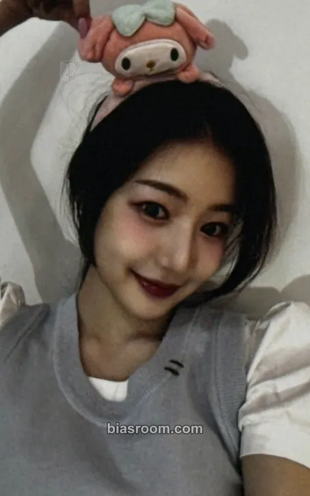 Yewon Love Tune Photocard - FIFTY FIFTY - FIFTY FIFTY K-pop photocard