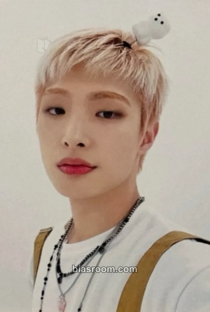 Mingi THE WORLD EP.2 : OUTLAW Photocard - ATEEZ - ATEEZ K-pop photocard