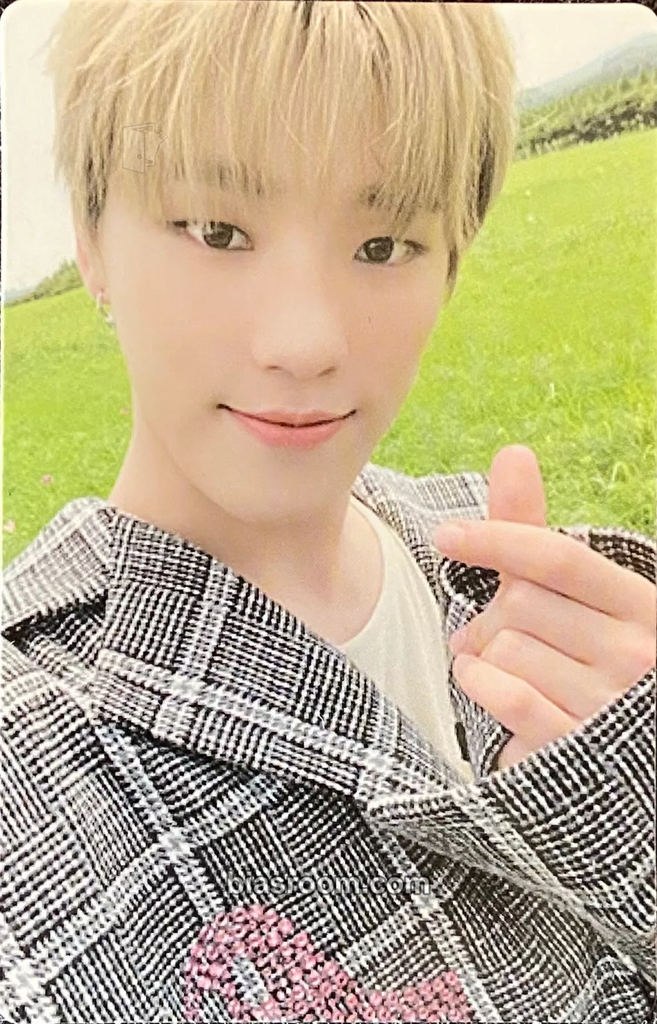 Dino An Ode Photocard - SEVENTEEN - SEVENTEEN K-pop photocard
