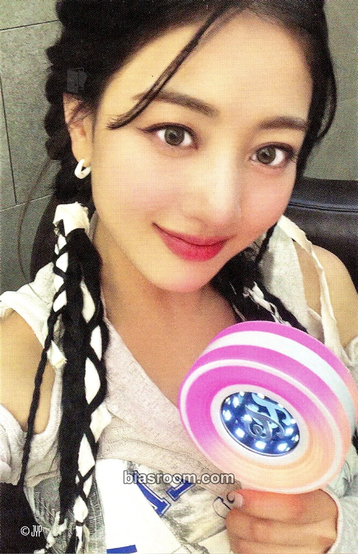 Jihyo TWICE Official Lightstick “Candybong ∞” (V3) Photocard - TWICE - TWICE K-pop photocard