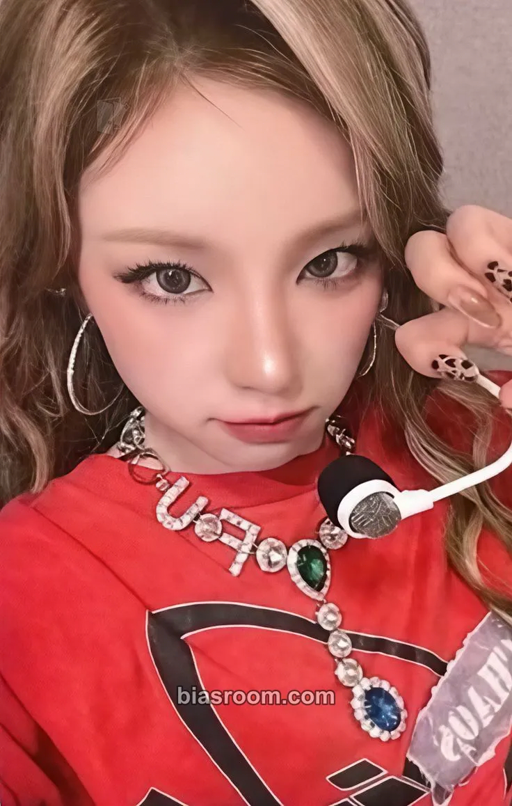 Yuqi Motivation Photocard - i-dle - i-dle K-pop photocard
