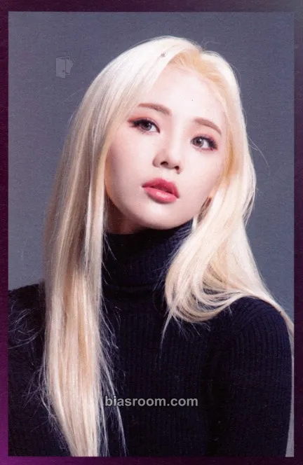 JinSoul LOONA 2nd Concert: LOONAVERSE Photocard - LOONA - LOONA K-pop photocard
