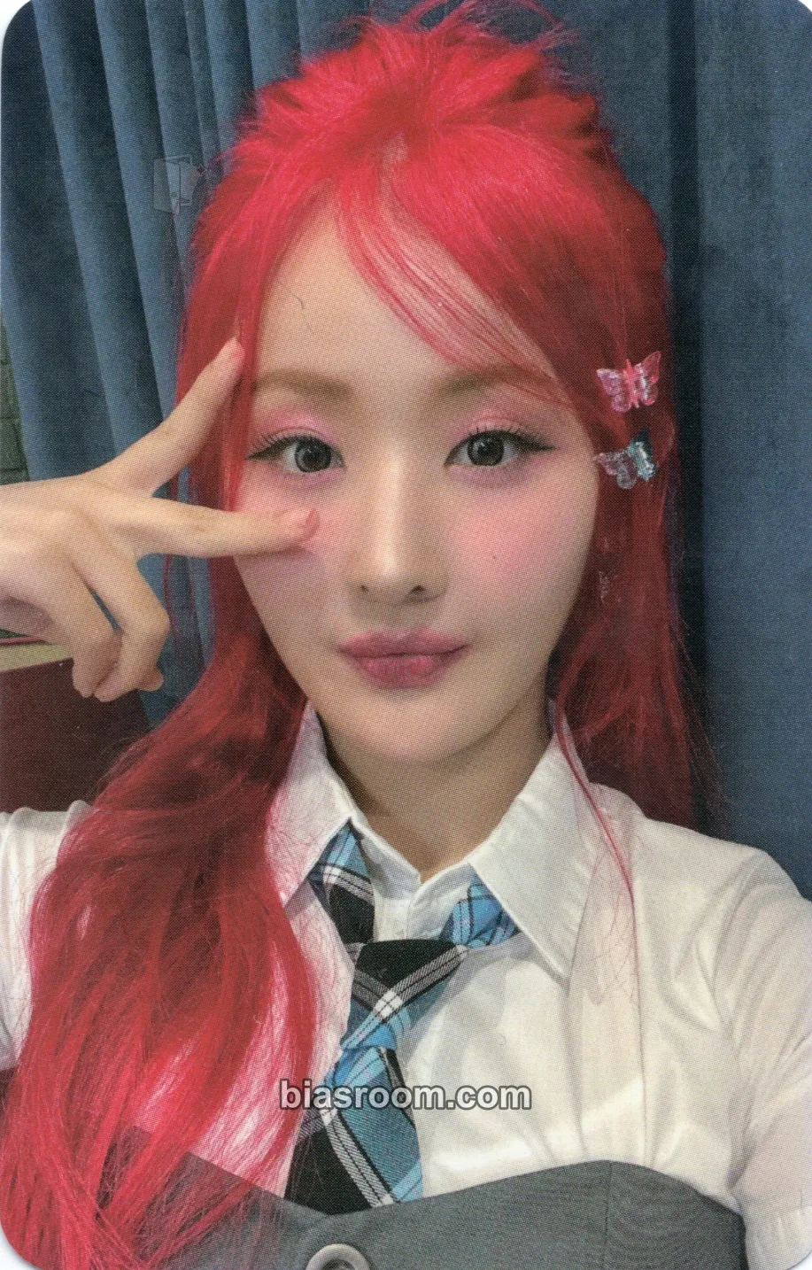Belle 2024 Season's greetings Photocard - KISS OF LIFE - KISS OF LIFE K-pop photocard