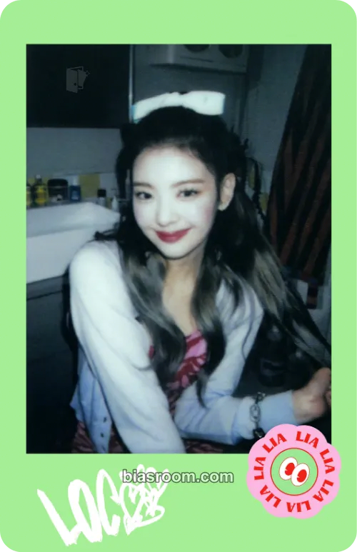 Lia Crazy in Love Photocard - ITZY - ITZY K-pop photocard