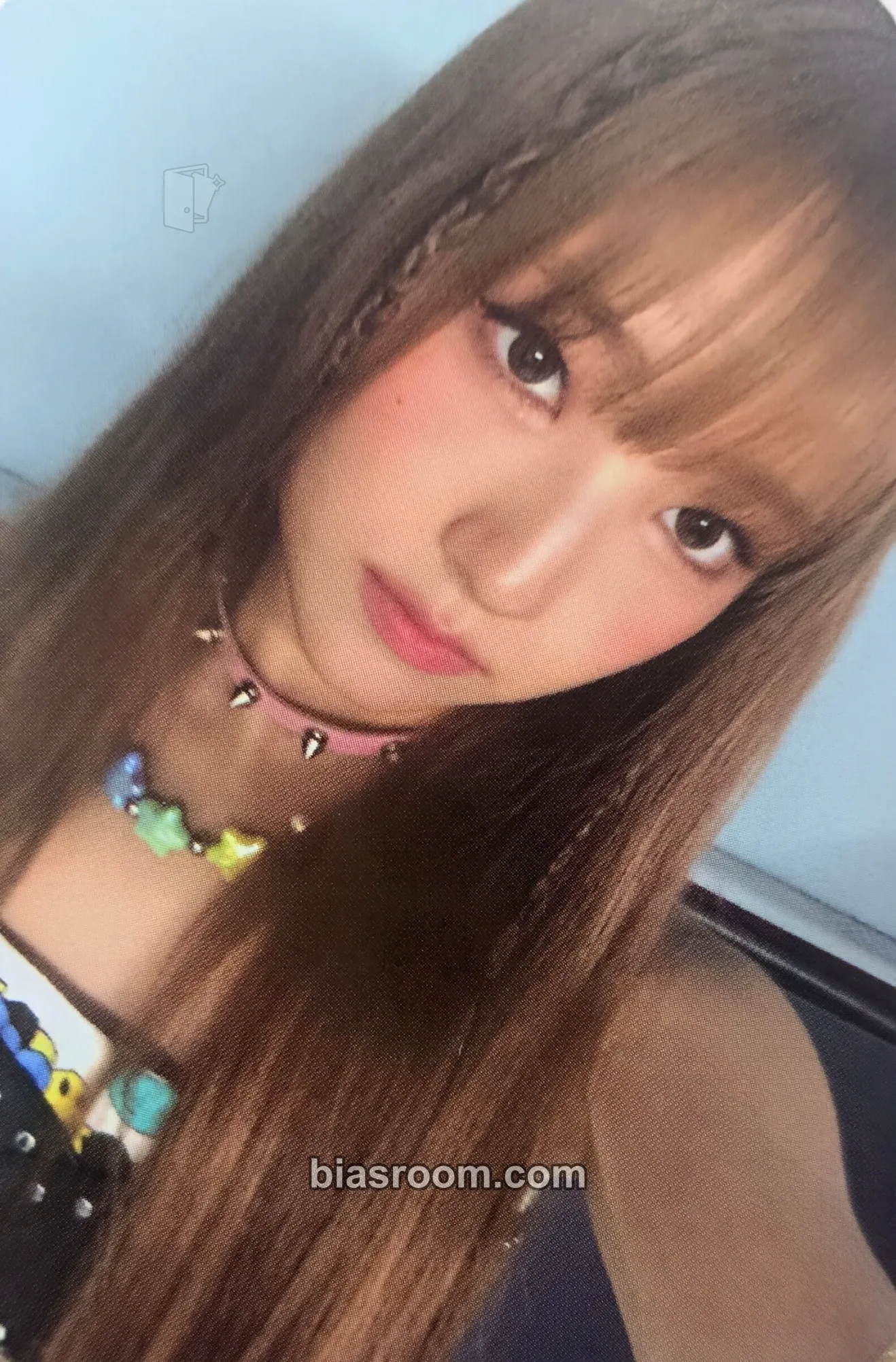 Yunha CURIOUS Photocard - UNIS - UNIS K-pop photocard