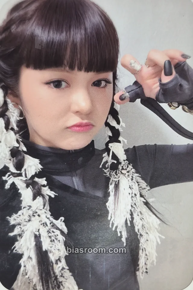 EVERGLOW - E:U - Last Melody Album album photocard