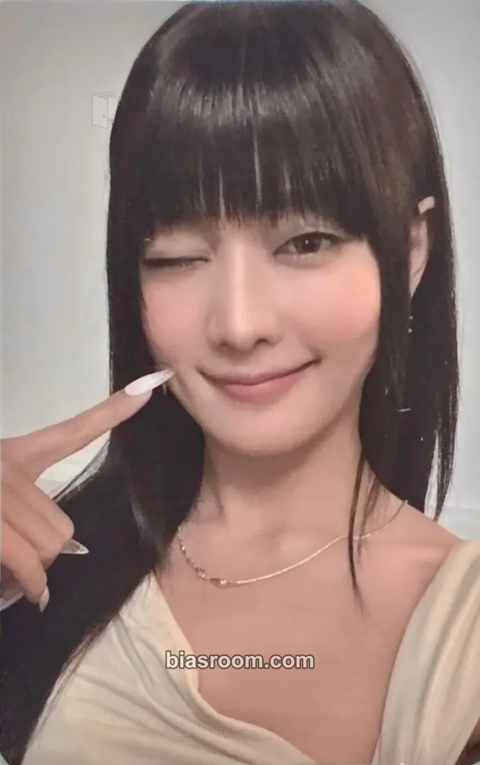 Minnie We are Photocard - i-dle - i-dle K-pop photocard