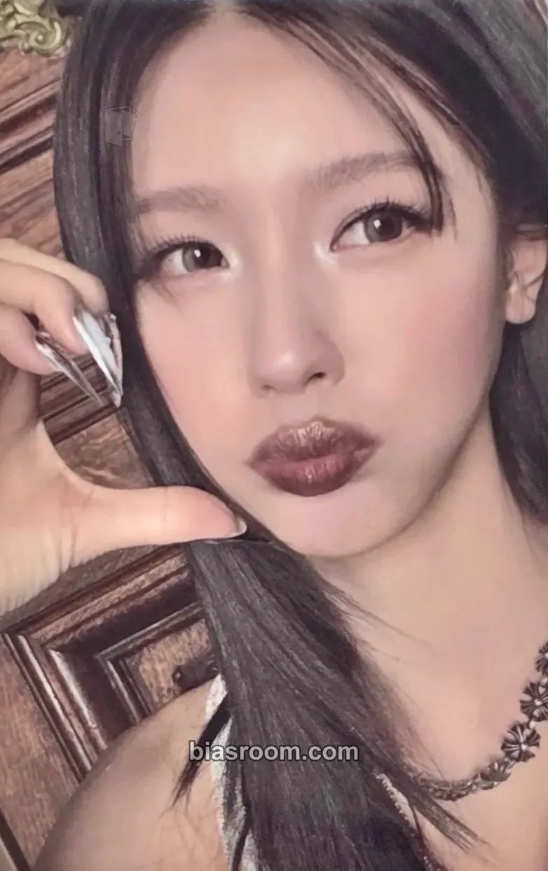 Miyeon We are Photocard - i-dle - i-dle K-pop photocard