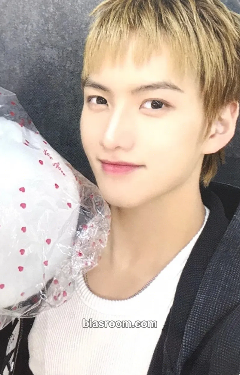 Seongil Trophy Photocard - 82Major - 82Major K-pop photocard
